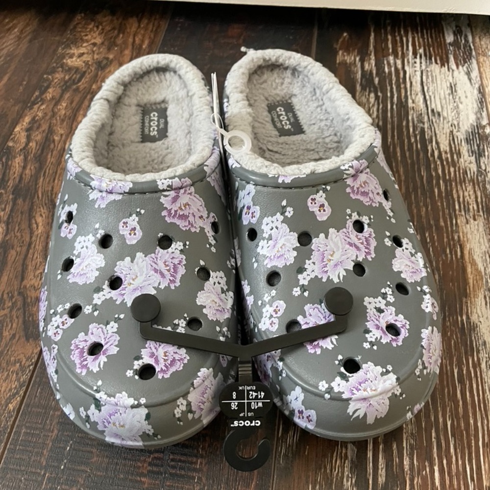 Crocs Women's Freesail Plush Lined Clog